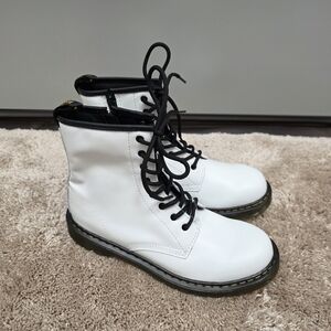 Authentic Doc Marten Stylish White Leather Combat Boots